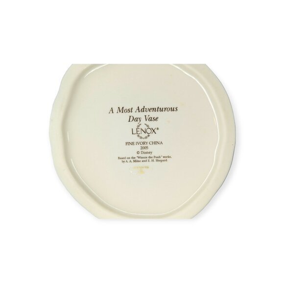 Lenox Disney Sculptural Winnie The Pooh A Most Adventurous Day XL Fine China - Picture 8 of 11